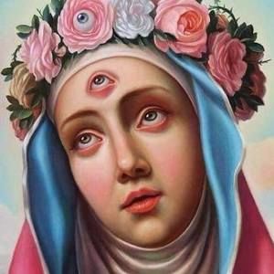 Meet your Posher, Luna